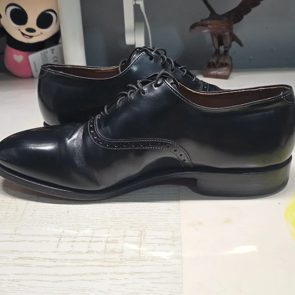 Allen Edmonds - Picture 5 of 13